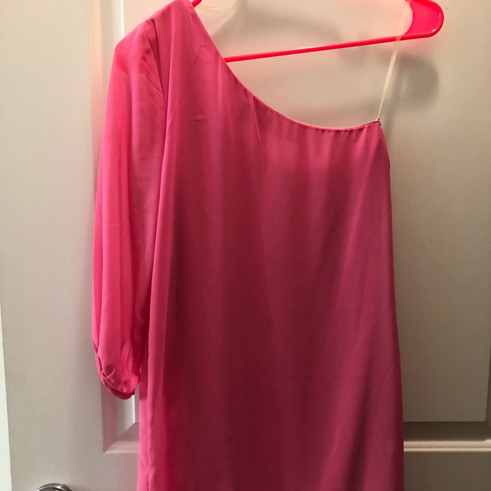 One shoulder pink lulu dress